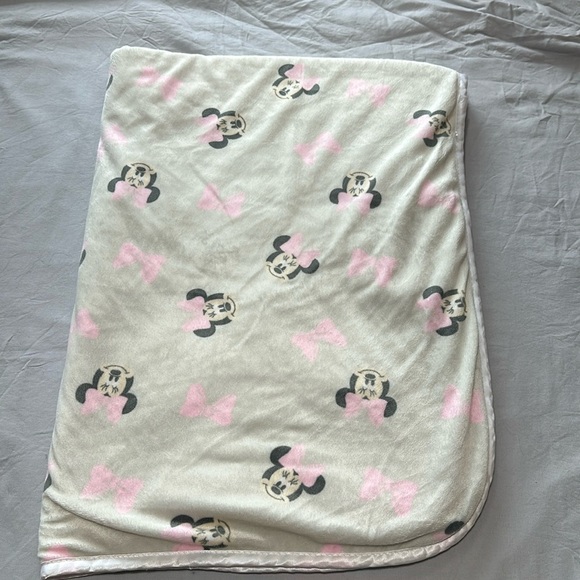 Disney - Minnie Mouse - double sided baby blanket - Picture 1 of 4